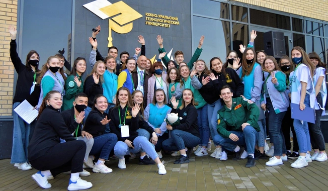 Команда Swaply